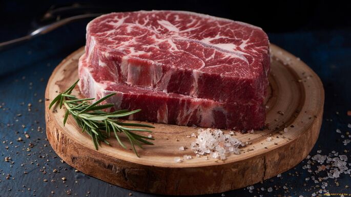 Mėsa yra baltymų šaltinis normaliai vyrų spermatogenezei